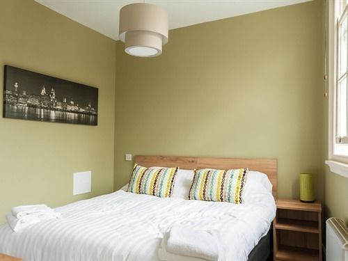 Blackburne Arms Hotel Ливърпул Екстериор снимка